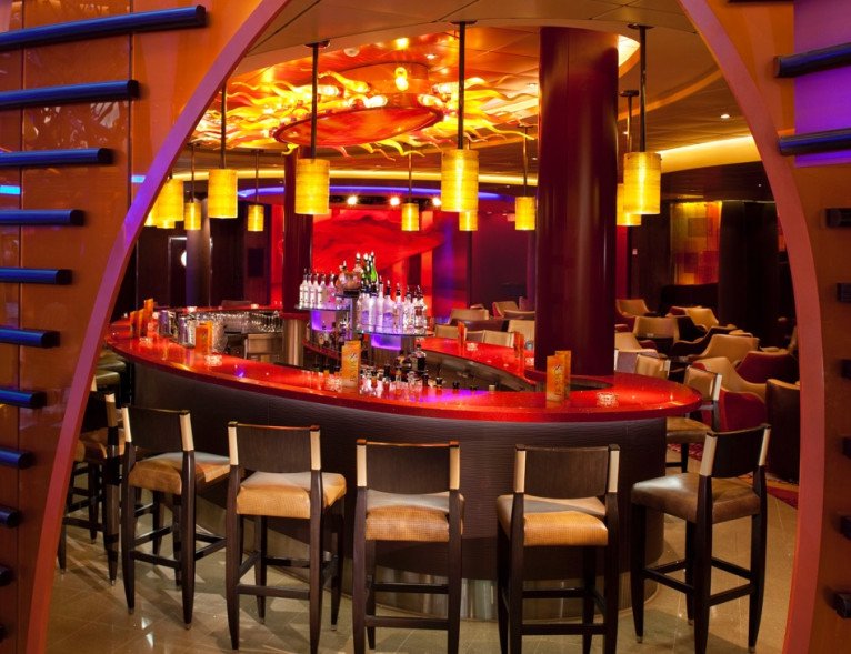 Pool Bar & Sand Bar