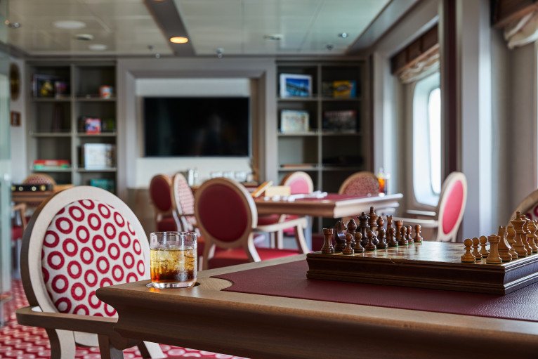 Conference / Card Room