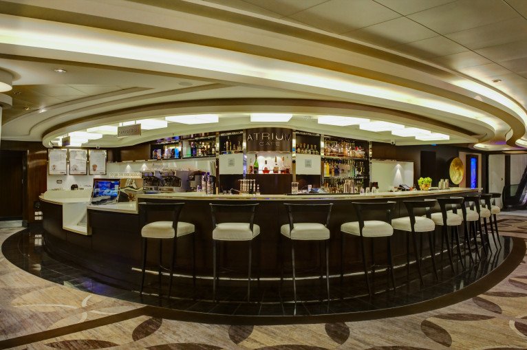 Atrium Bar